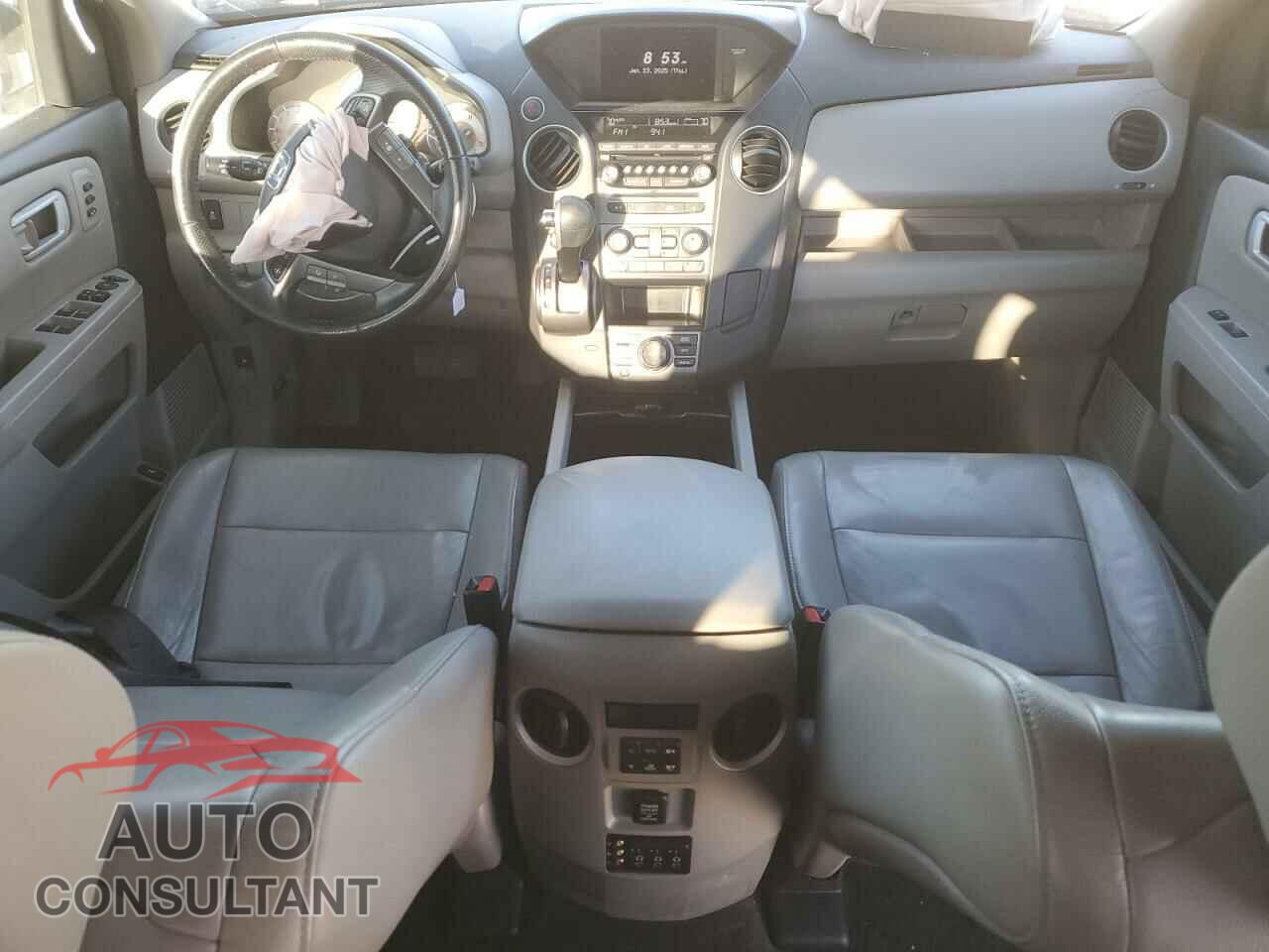 HONDA PILOT 2015 - 5FNYF3H97FB016745