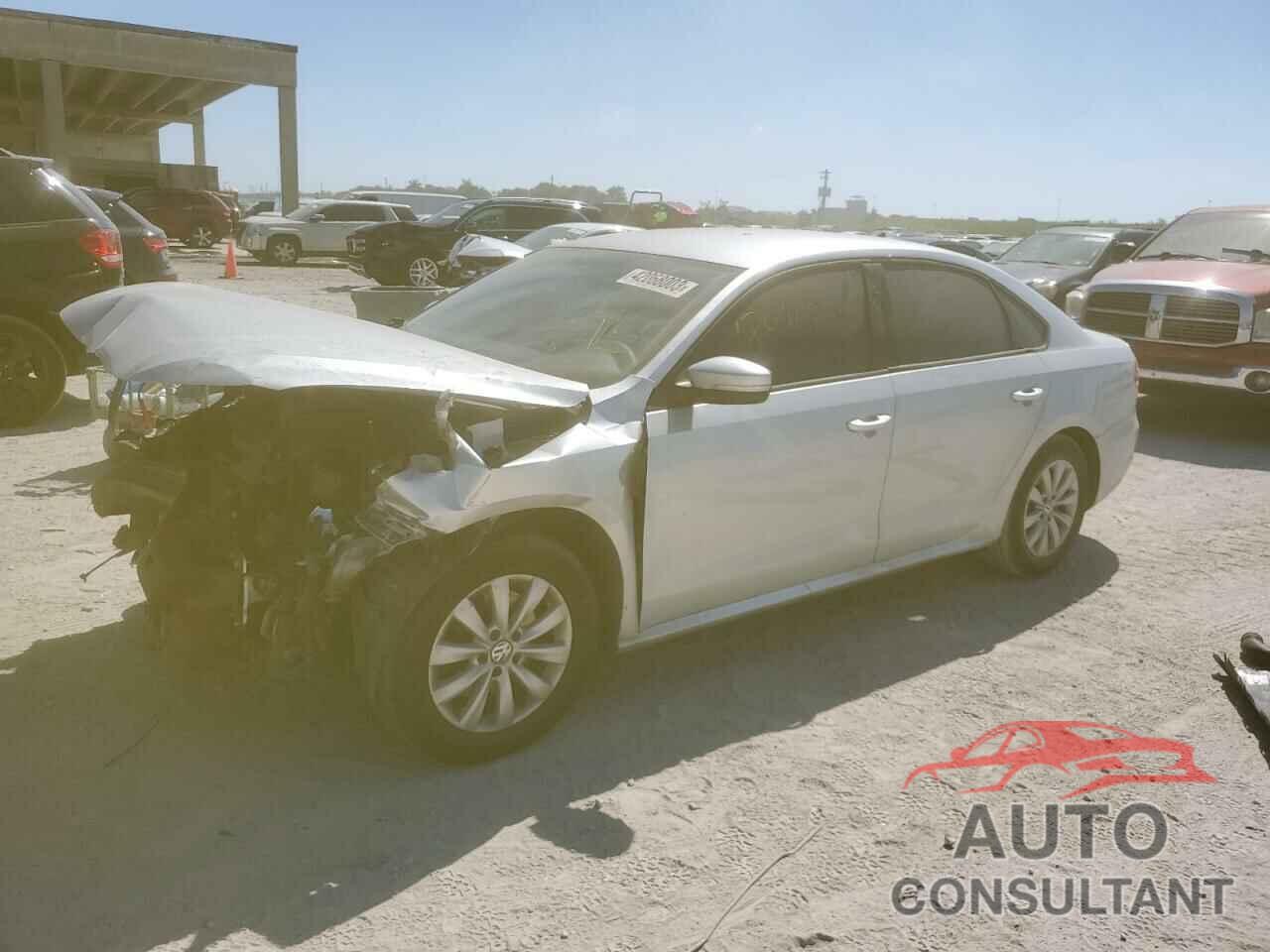 VOLKSWAGEN PASSAT 2015 - 1VWAT7A32FC042705