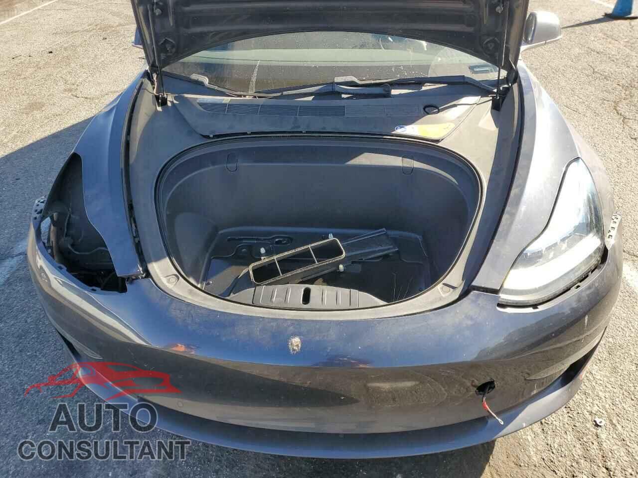 TESLA MODEL 3 2018 - 5YJ3E1EA7JF021193
