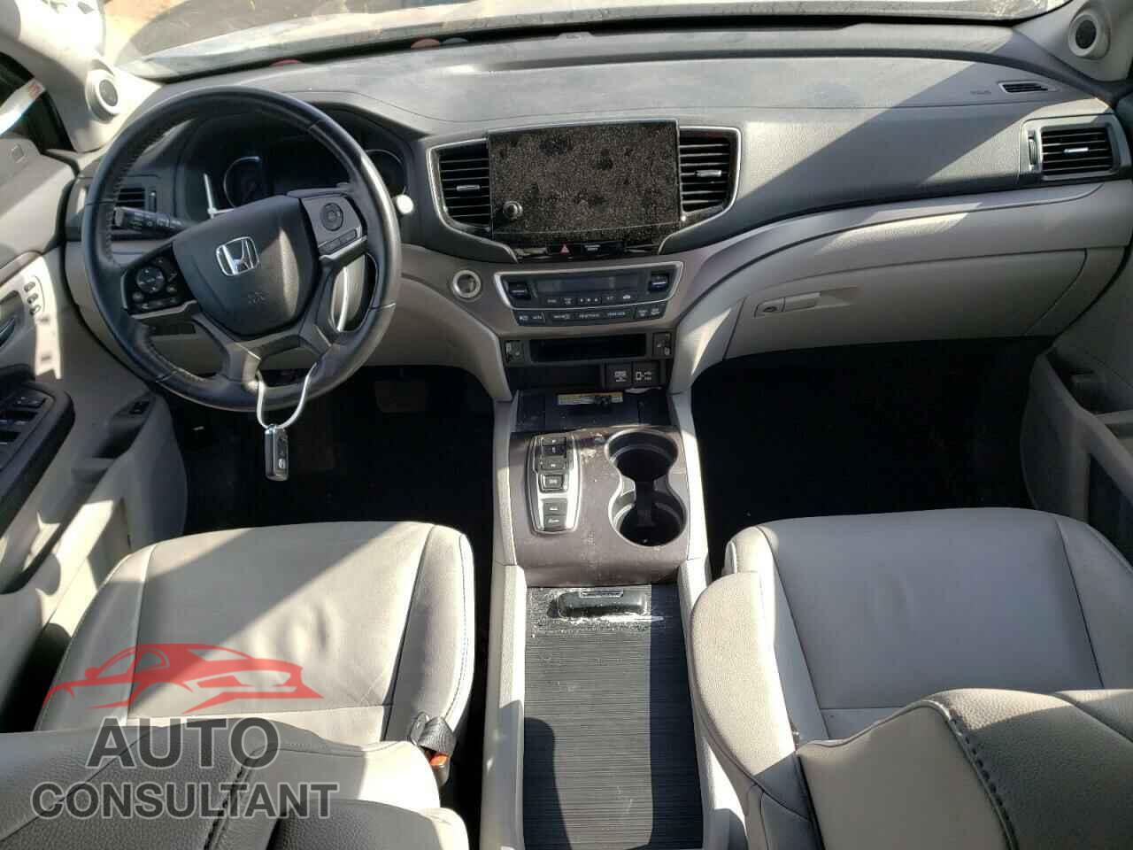 HONDA PILOT 2021 - 5FNYF6H20MB021612