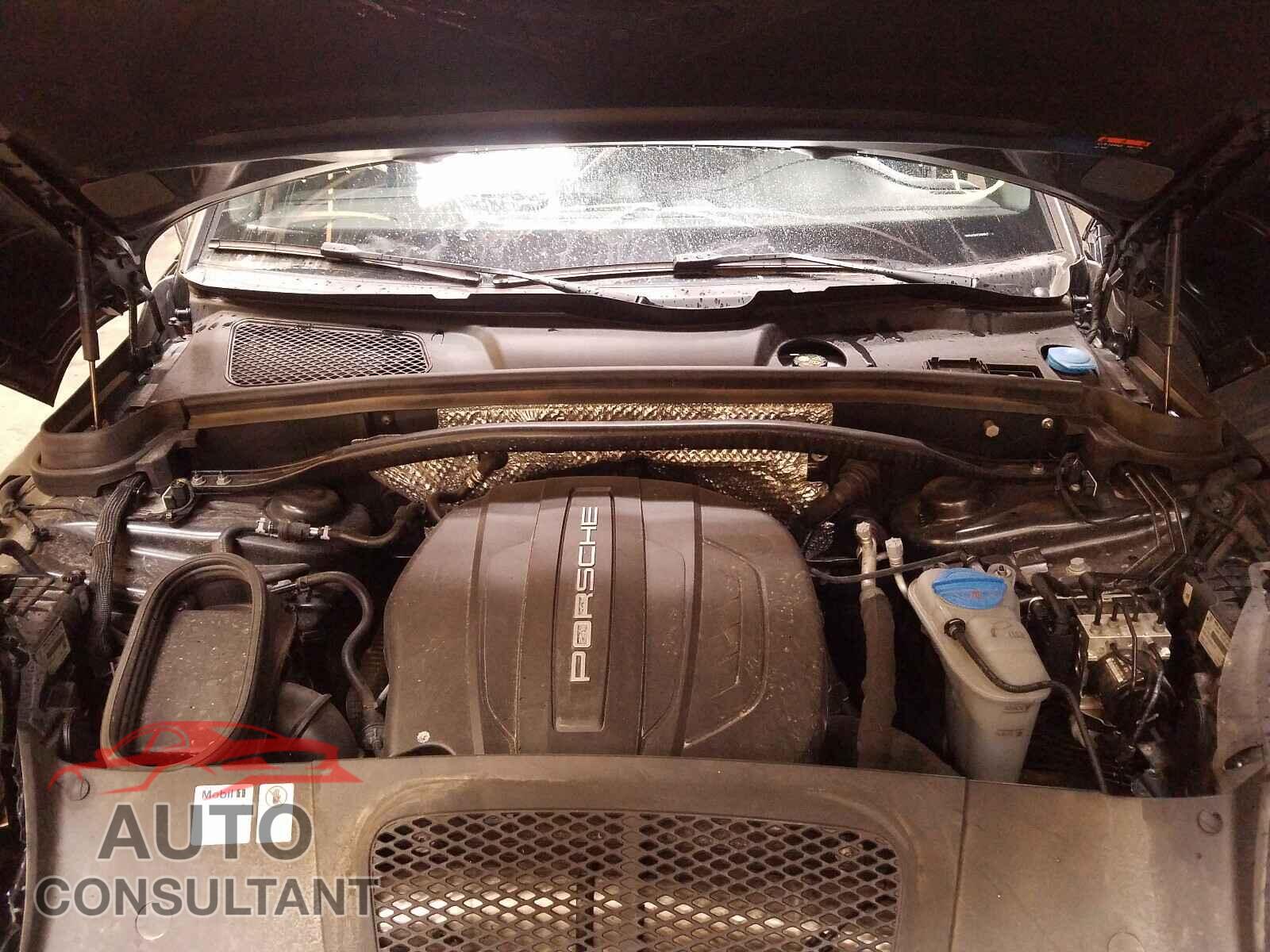 PORSCHE MACAN 2018 - WP1AA2A57JLB25017