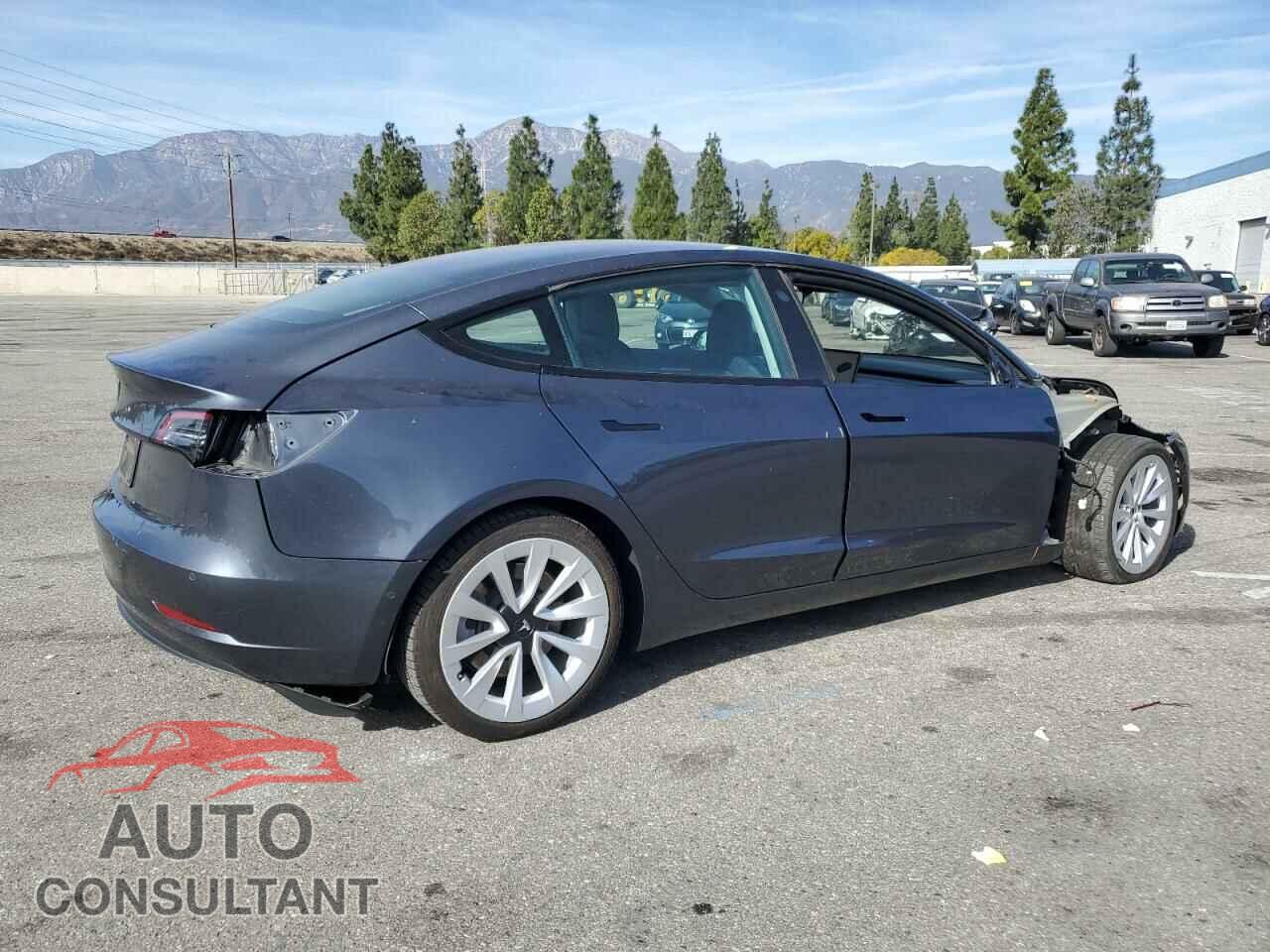 TESLA MODEL 3 2022 - 5YJ3E1EA8NF293838