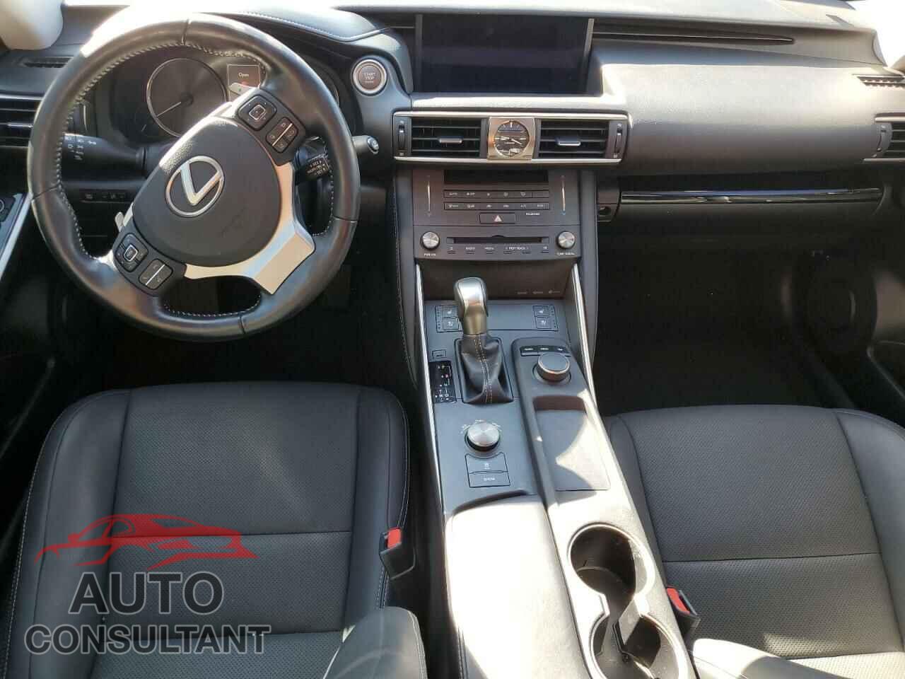 LEXUS IS 2020 - JTHDA1D27L5101011