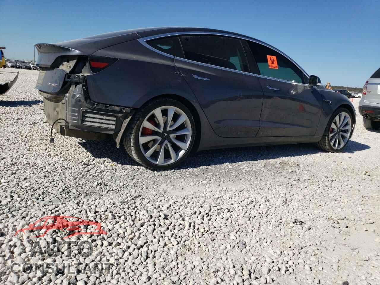 TESLA MODEL 3 2019 - 5YJ3E1EB5KF413731