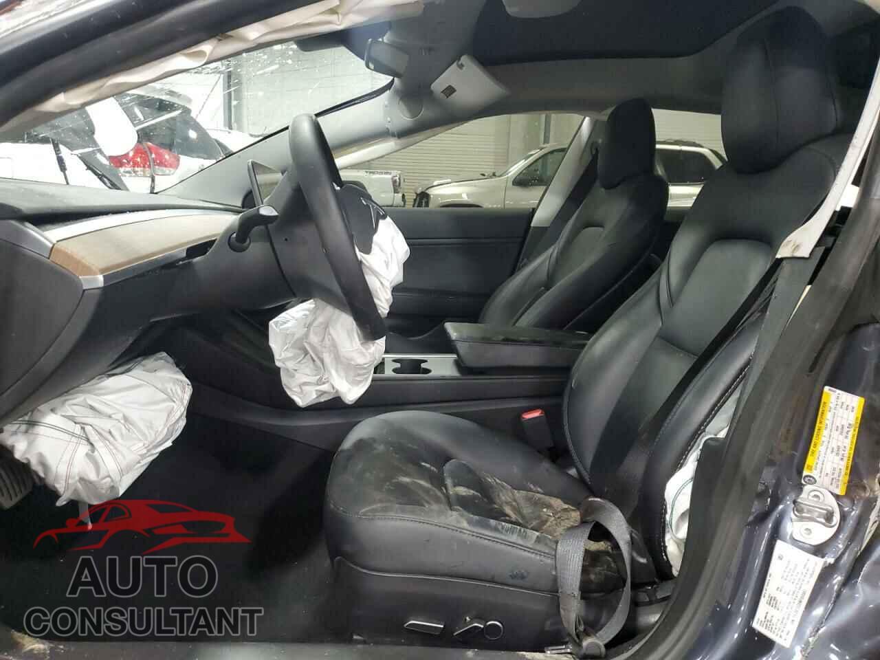 TESLA MODEL 3 2021 - 5YJ3E1EC8MF860680