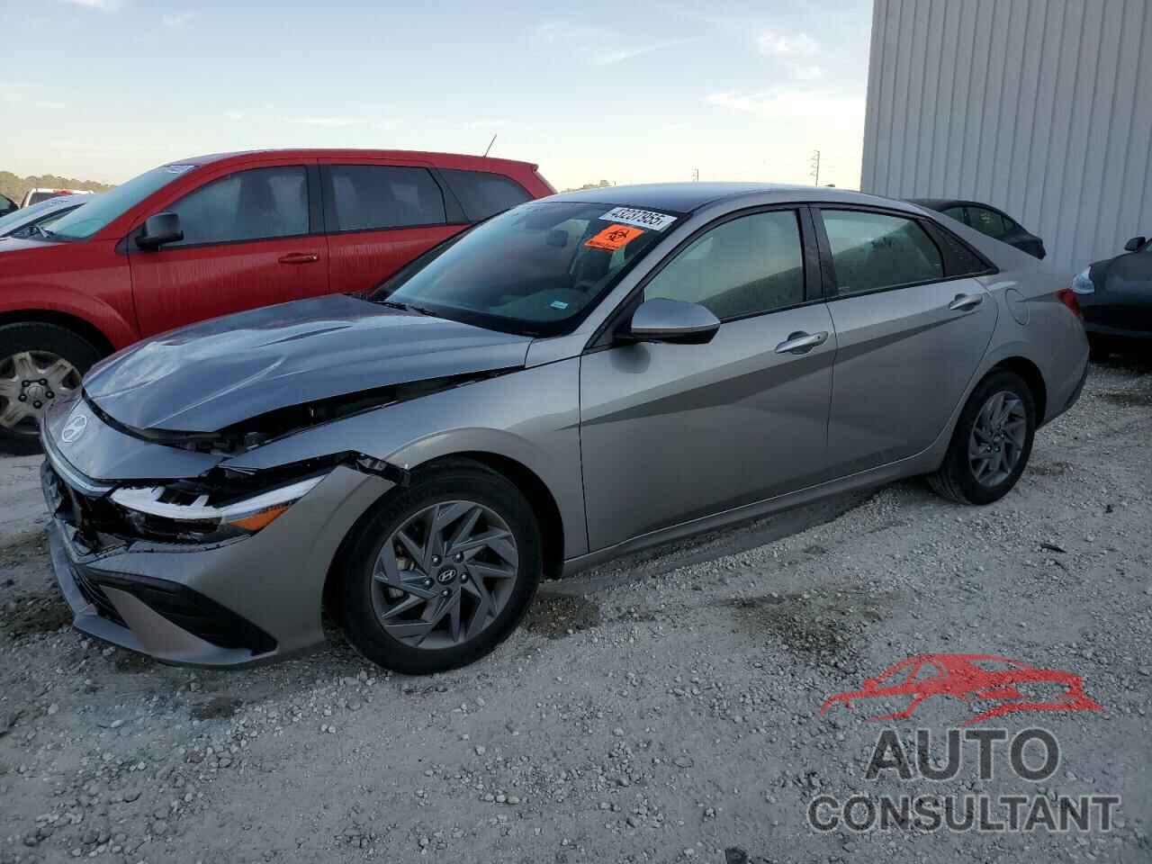 HYUNDAI ELANTRA 2024 - KMHLM4DG0RU678474