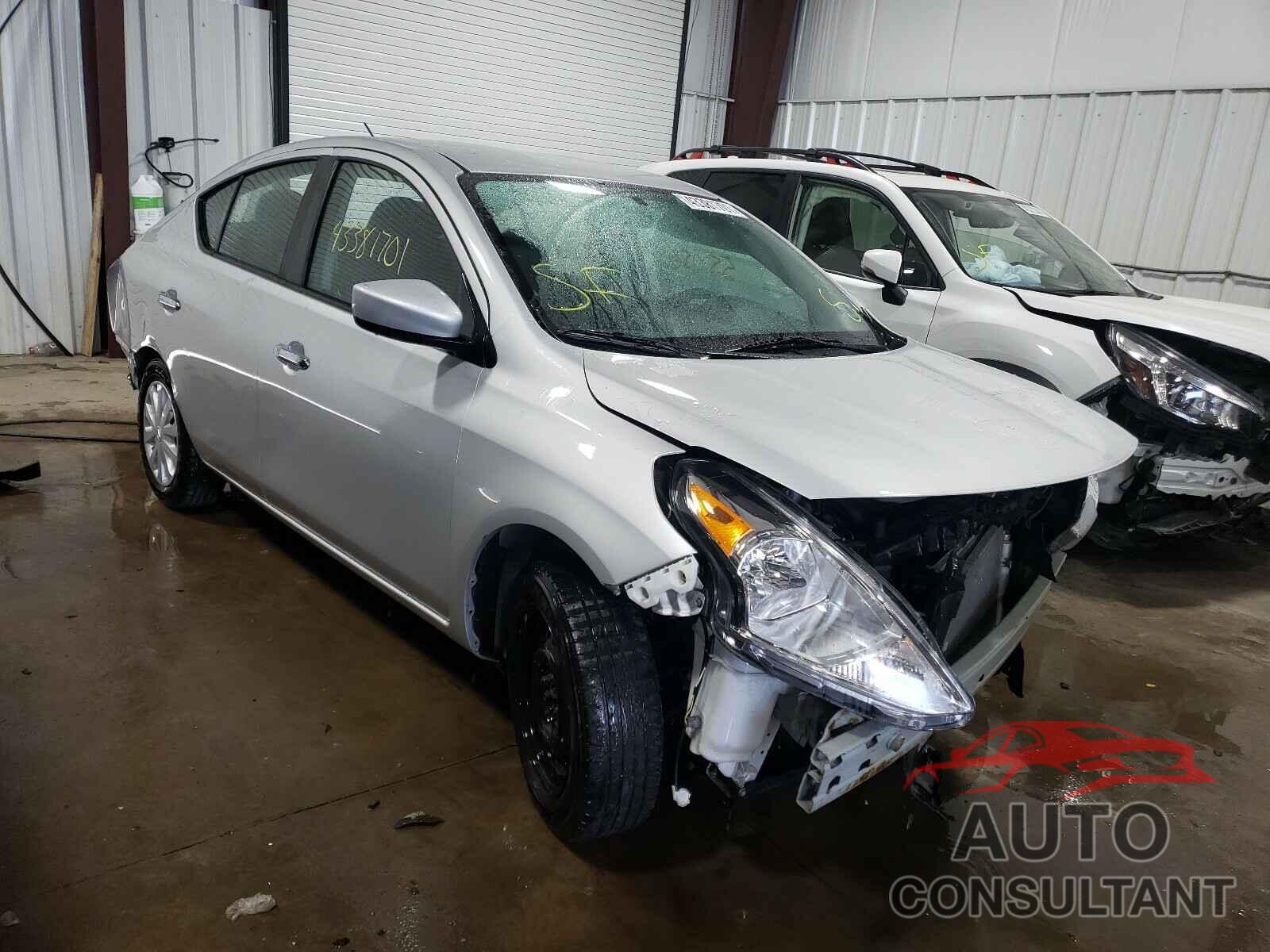 NISSAN VERSA 2018 - 3N1CN7AP4JL885636