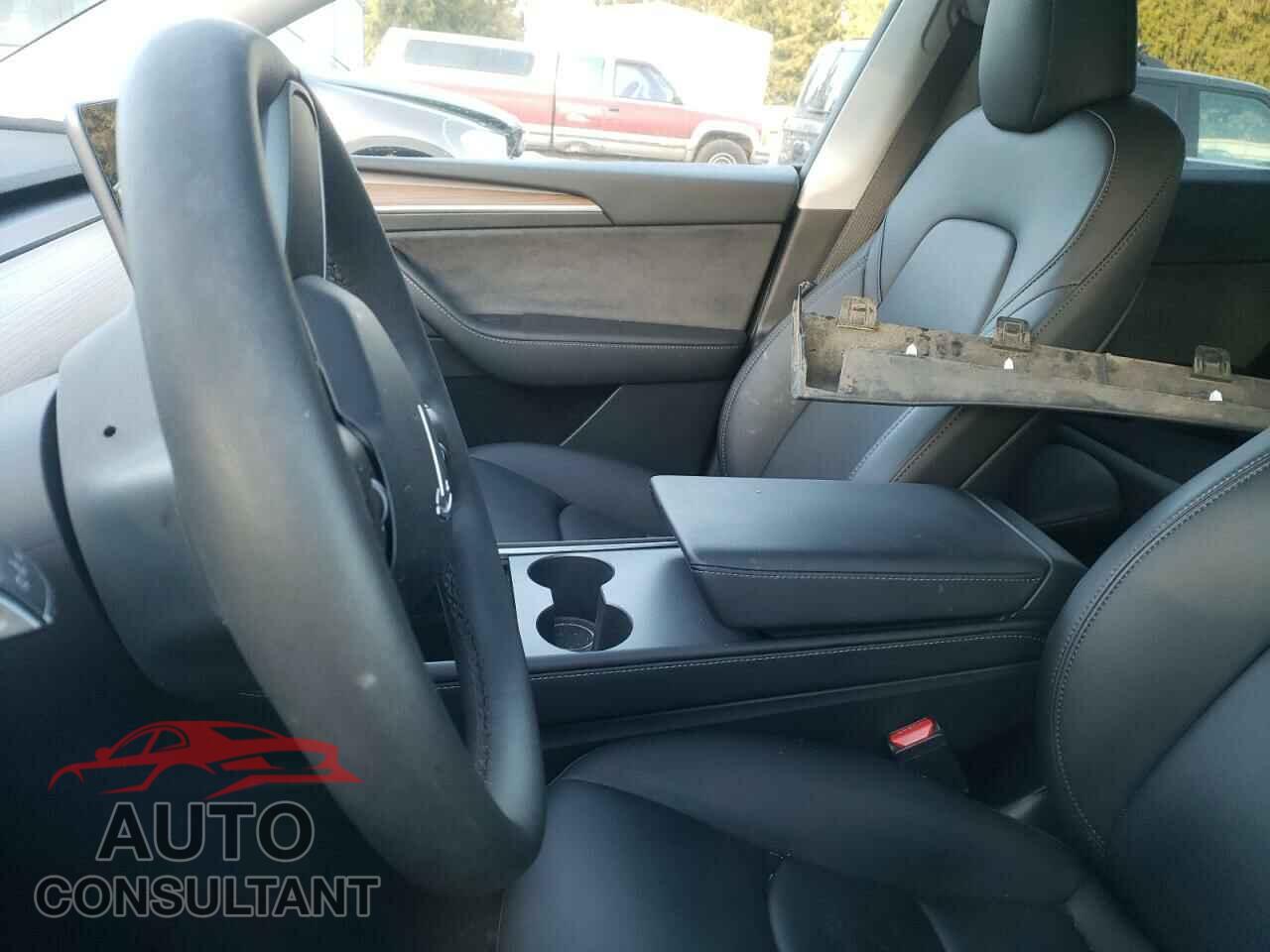 TESLA MODEL Y 2023 - 7SAYGDEE6PF789036