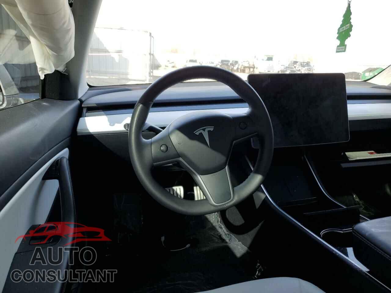 TESLA MODEL 3 2020 - 5YJ3E1EC0LF603575