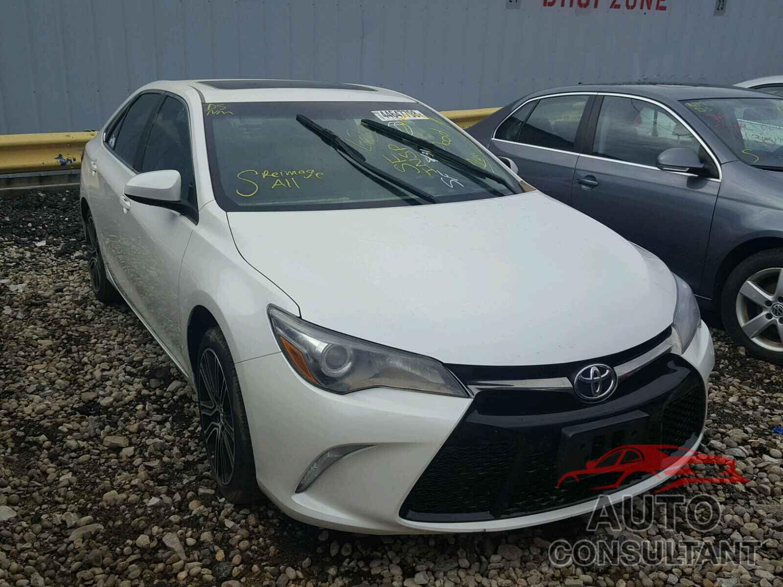 TOYOTA CAMRY 2016 - 4T1BF1FK2GU144394