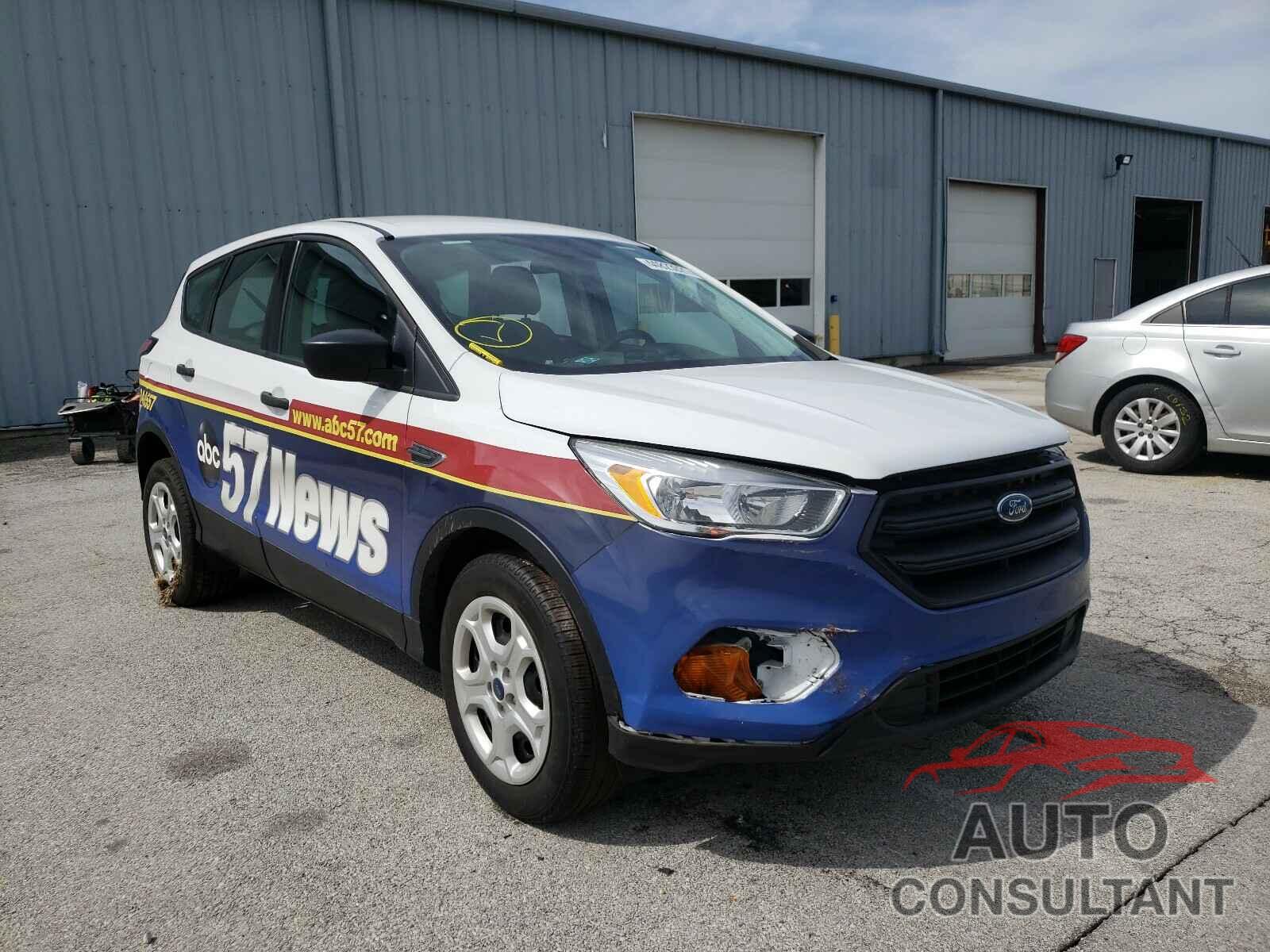 FORD ESCAPE 2017 - 1FMCU0F79HUC86744