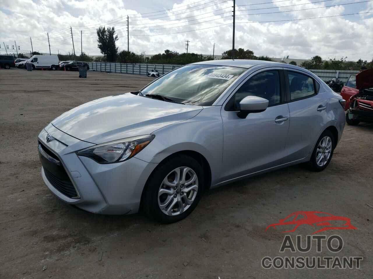 TOYOTA YARIS 2017 - 3MYDLBYV3HY154290