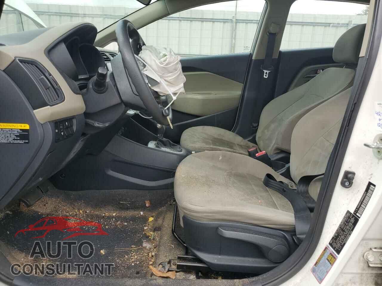 KIA RIO 2017 - KNADM4A36H6014903