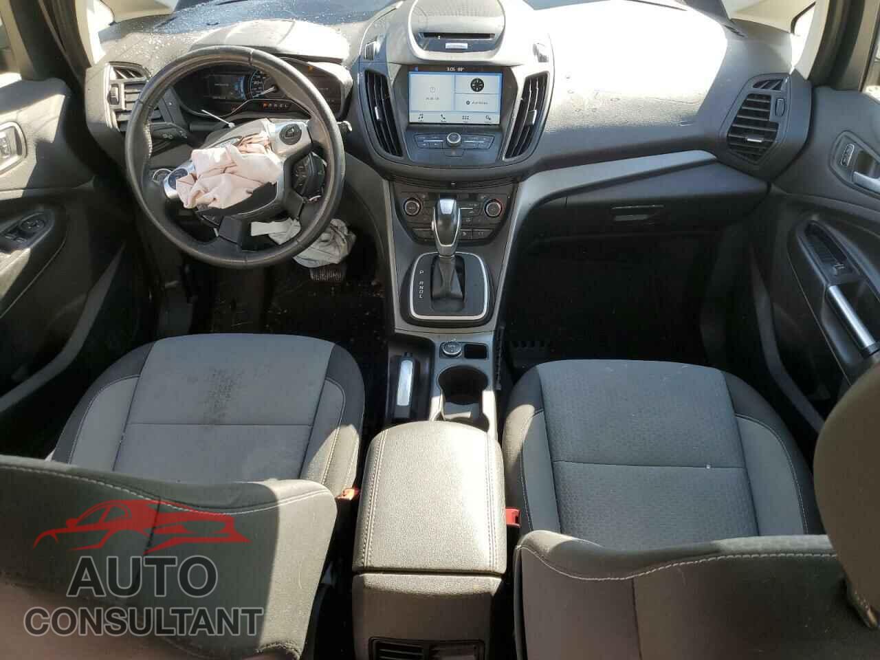 FORD CMAX 2017 - 1FADP5AU4HL103711