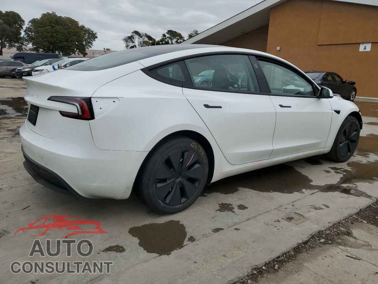 TESLA MODEL 3 2024 - 5YJ3E1EA6RF728300