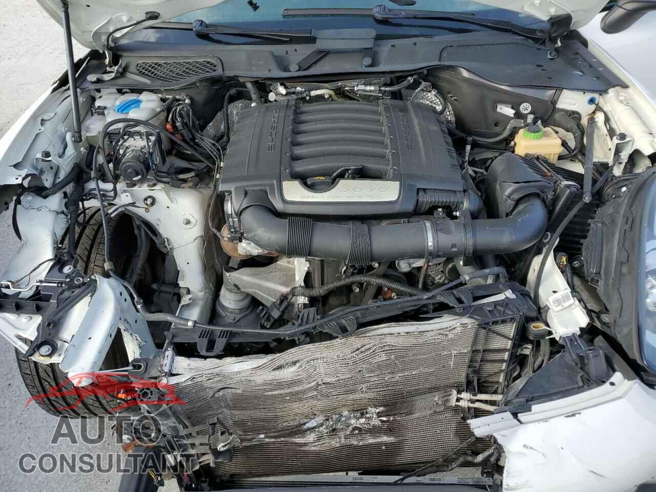 PORSCHE CAYENNE 2018 - WP1AA2A27JKA05794
