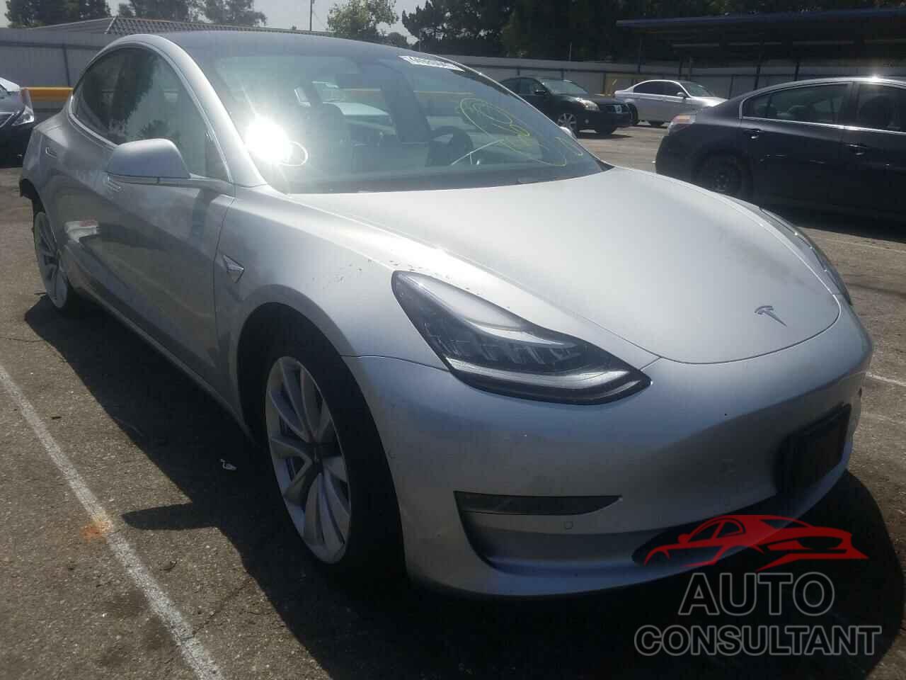 TESLA MODEL 3 2018 - 5YJ3E1EB3JF100563