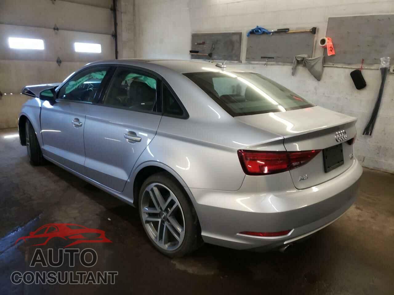 AUDI A3 2017 - WAUB8GFF0H1026476