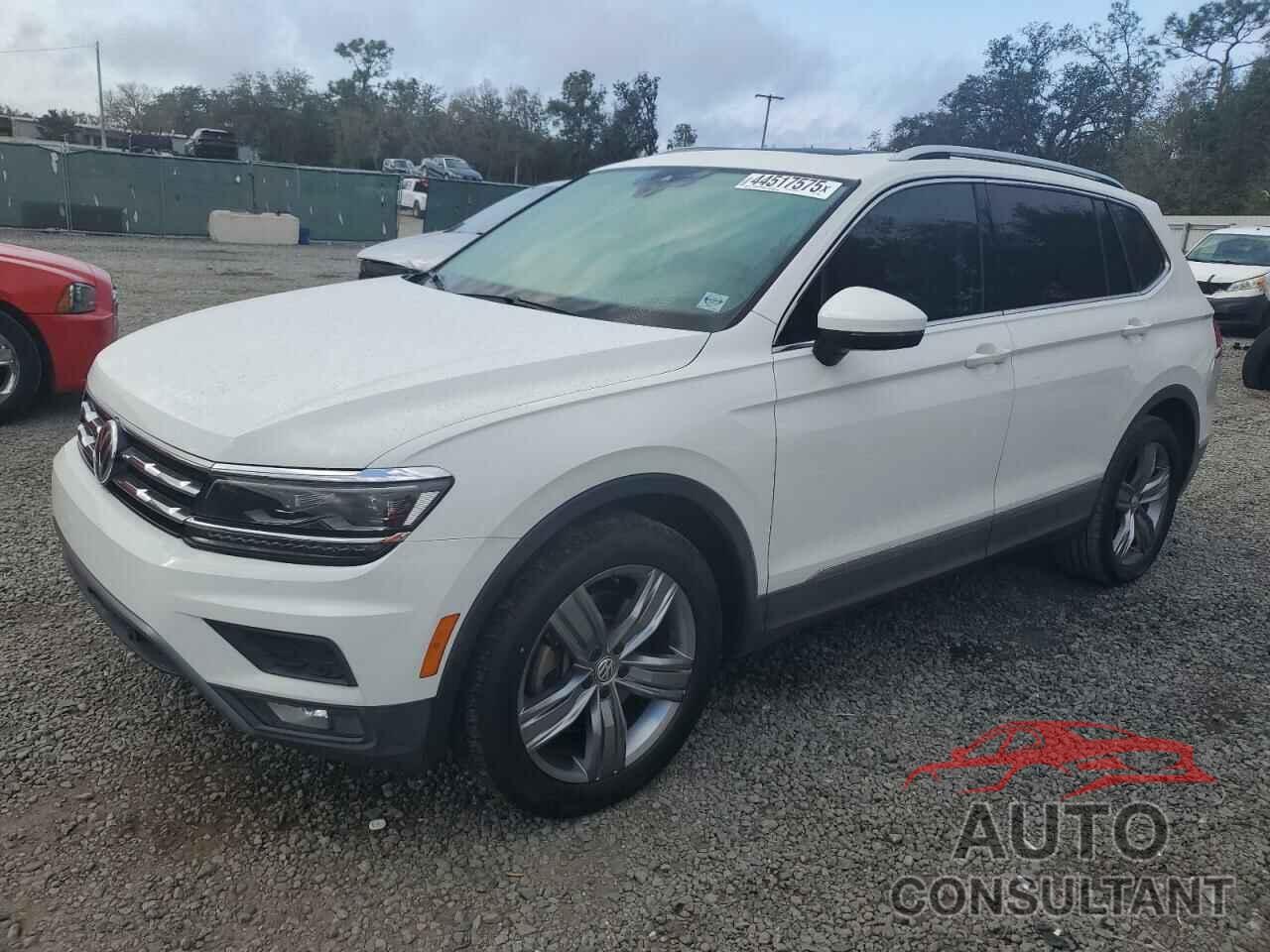 VOLKSWAGEN TIGUAN 2018 - 3VV5B7AX0JM120238