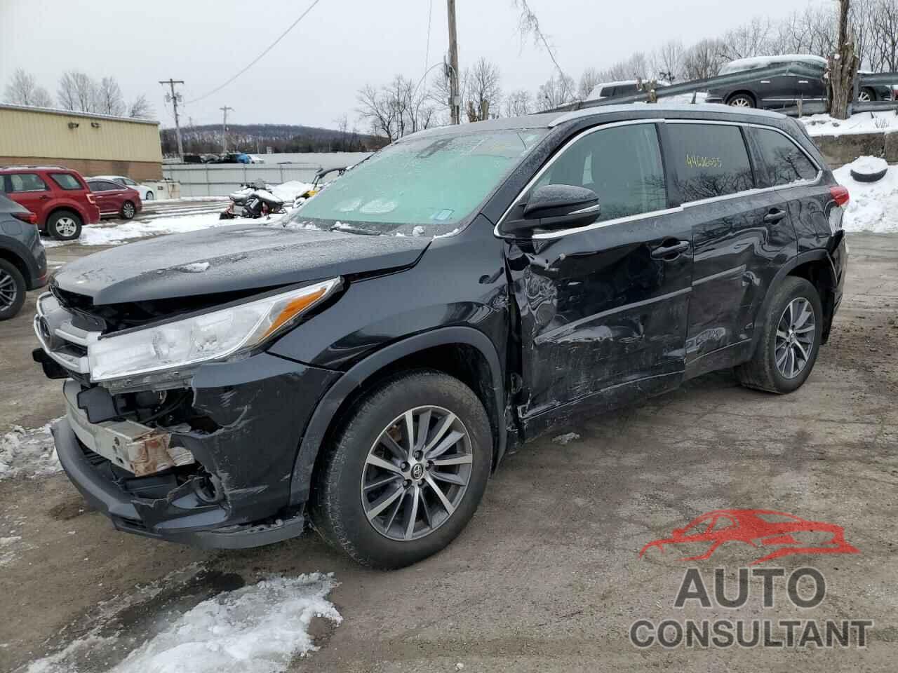 TOYOTA HIGHLANDER 2018 - 5TDJZRFH4JS529509