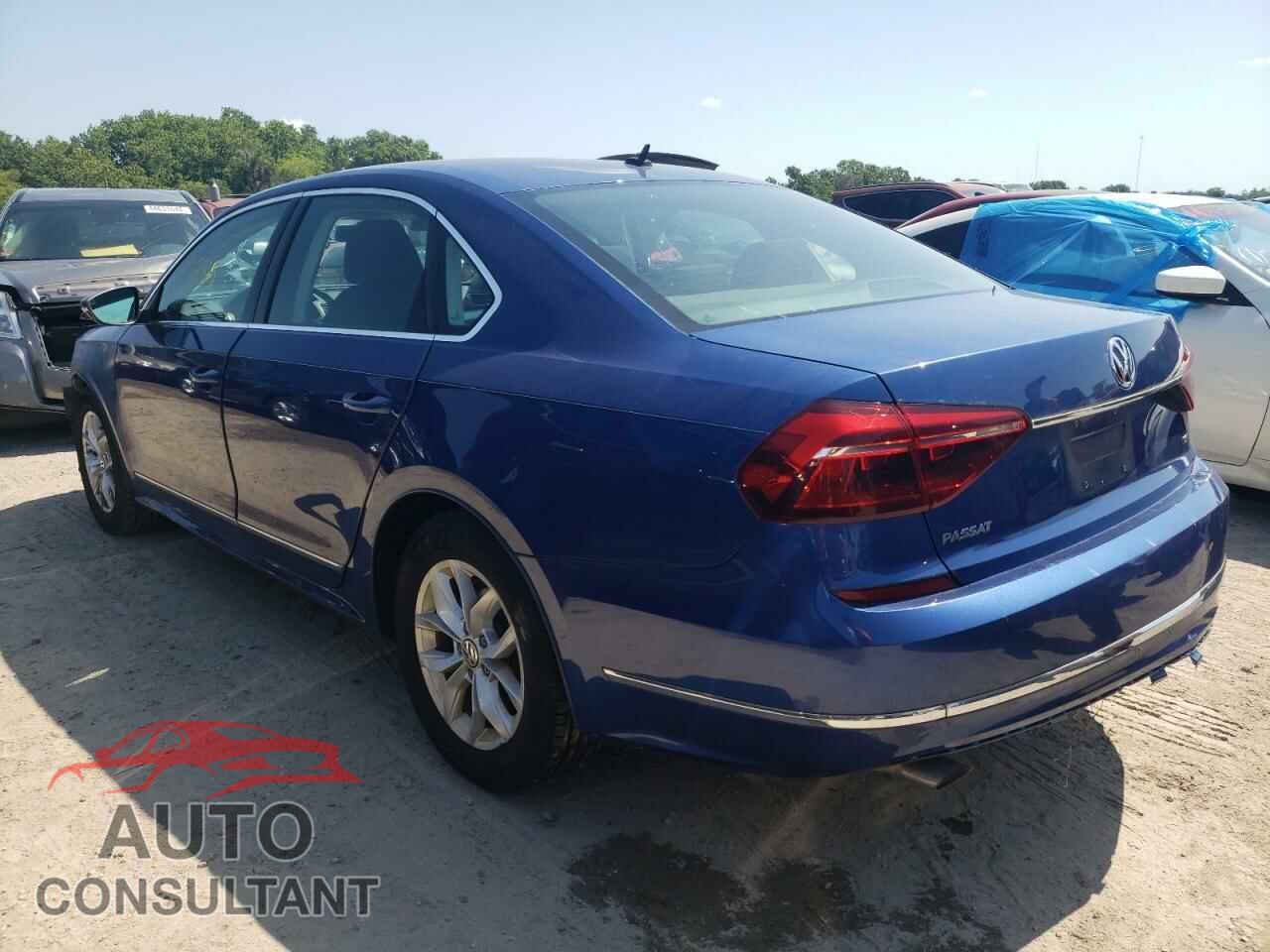 VOLKSWAGEN PASSAT 2017 - 1VWAT7A37HC004258