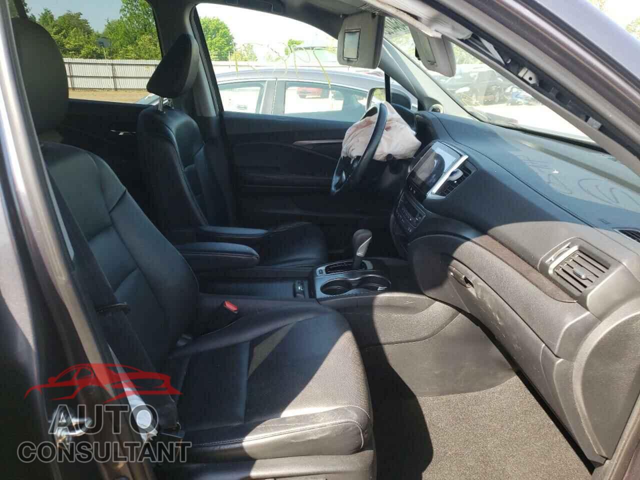 HONDA RIDGELINE 2017 - 5FPYK3F61HB007361