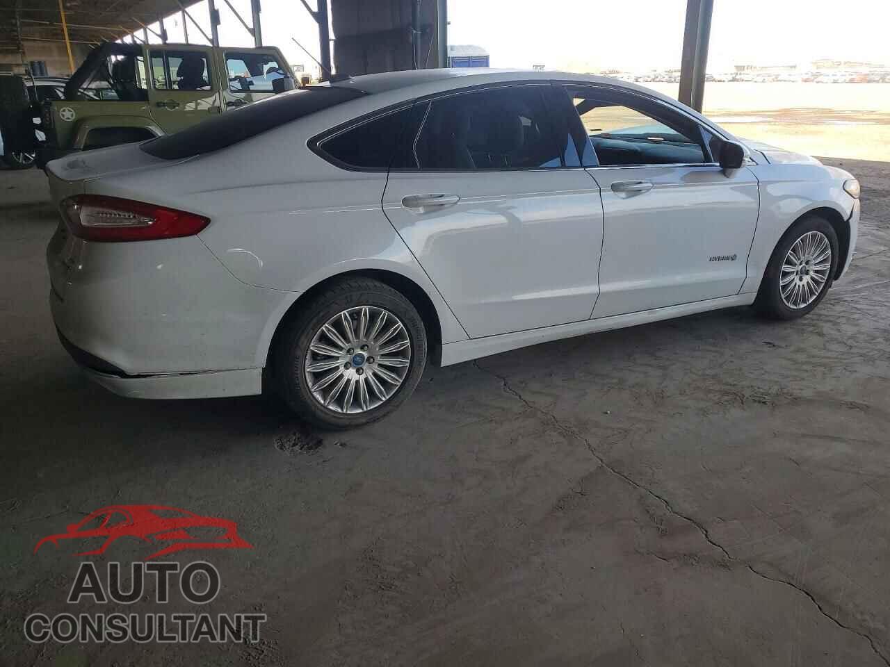 FORD FUSION 2013 - 3FA6P0LU2DR257578