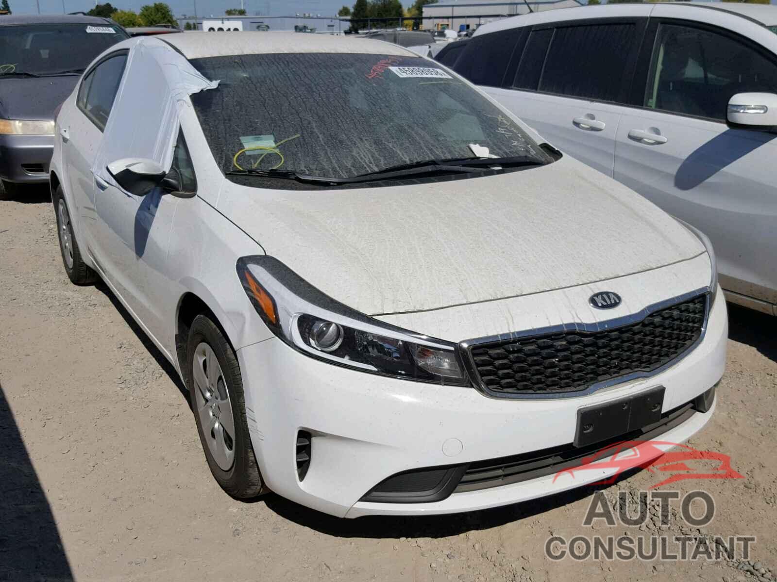 KIA FORTE 2018 - 3KPFK4A74JE211878