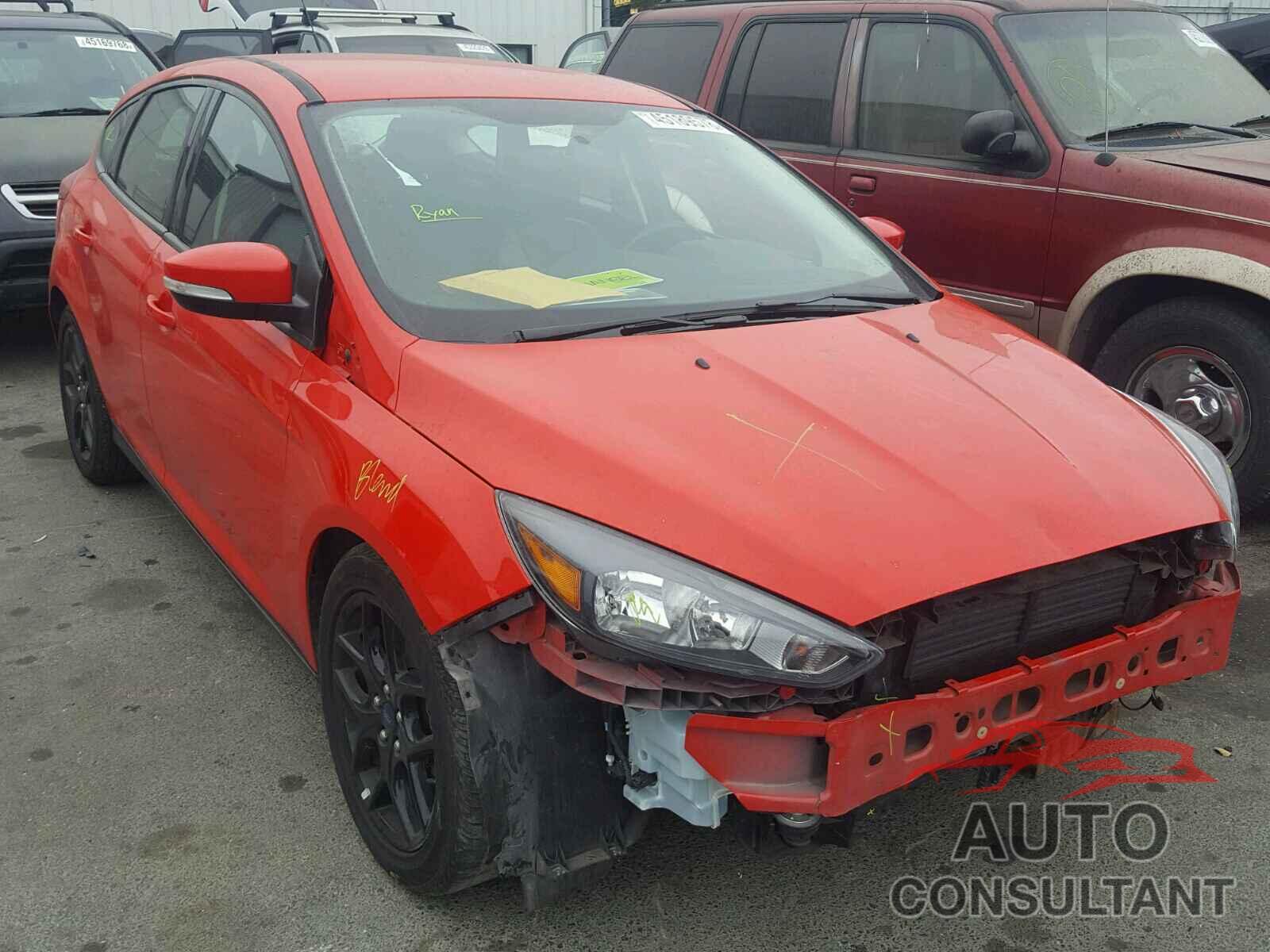 FORD FOCUS 2016 - 1FADP3K2XGL326156