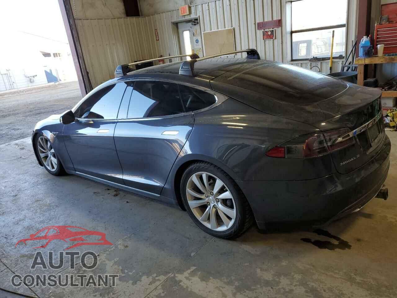 TESLA MODEL S 2016 - 5YJSA1E2XGF132409