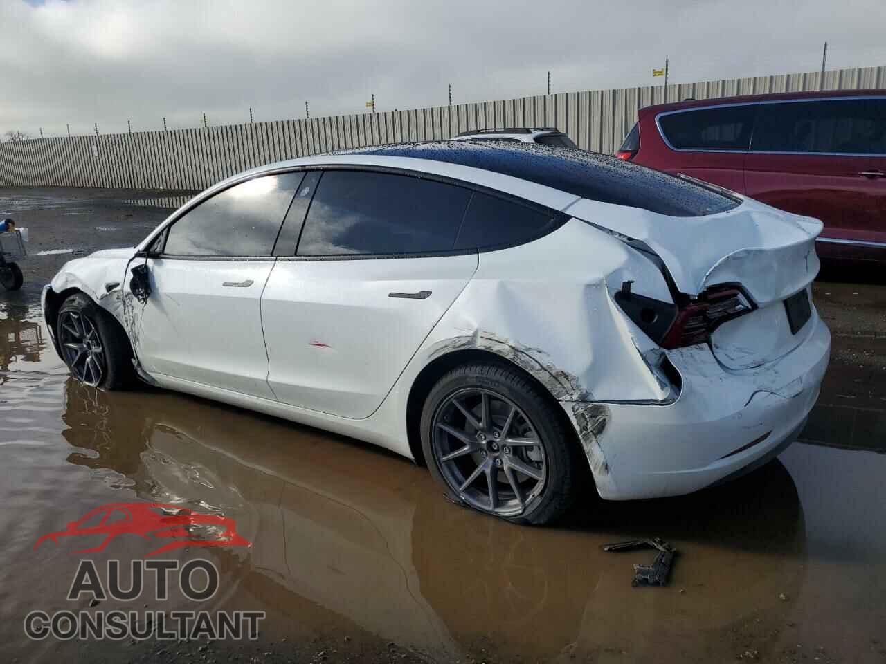 TESLA MODEL 3 2022 - 5YJ3E1EB2NF172408