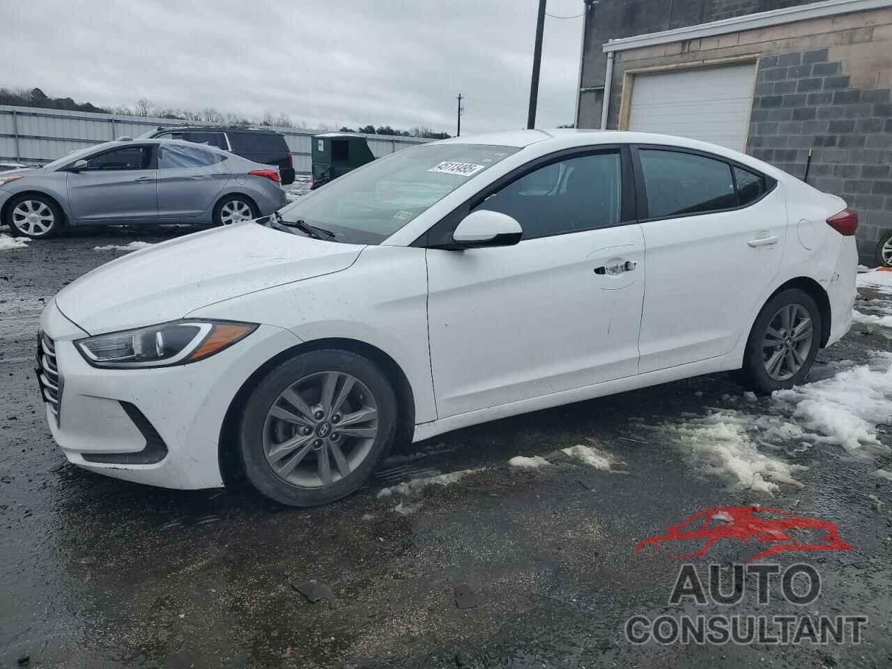 HYUNDAI ELANTRA 2018 - 5NPD84LF9JH363774
