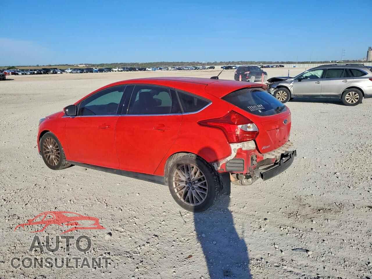 FORD FOCUS 2012 - 1FAHP3M25CL384183