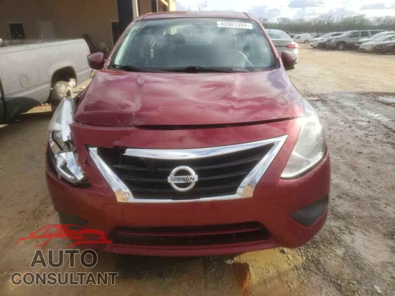 NISSAN VERSA 2017 - 3N1CN7APXHL815357