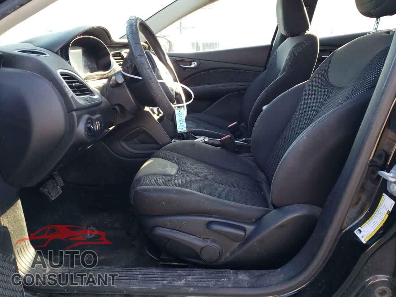 DODGE DART 2016 - 1C3CDFAA8GD703865