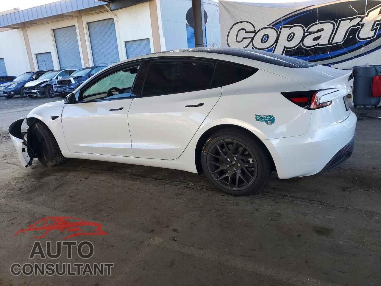 TESLA MODEL 3 2024 - 5YJ3E1EB7RF821187