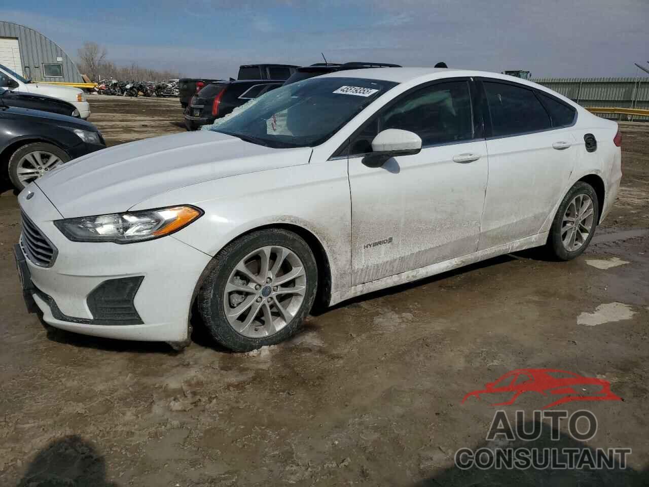 FORD FUSION 2019 - 3FA6P0LU2KR226103