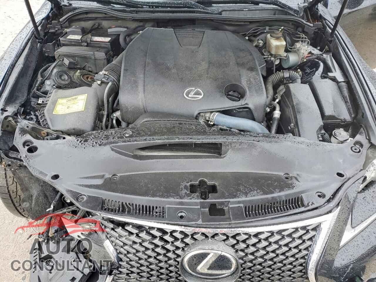 LEXUS IS 2015 - JTHCF1D20F5024497