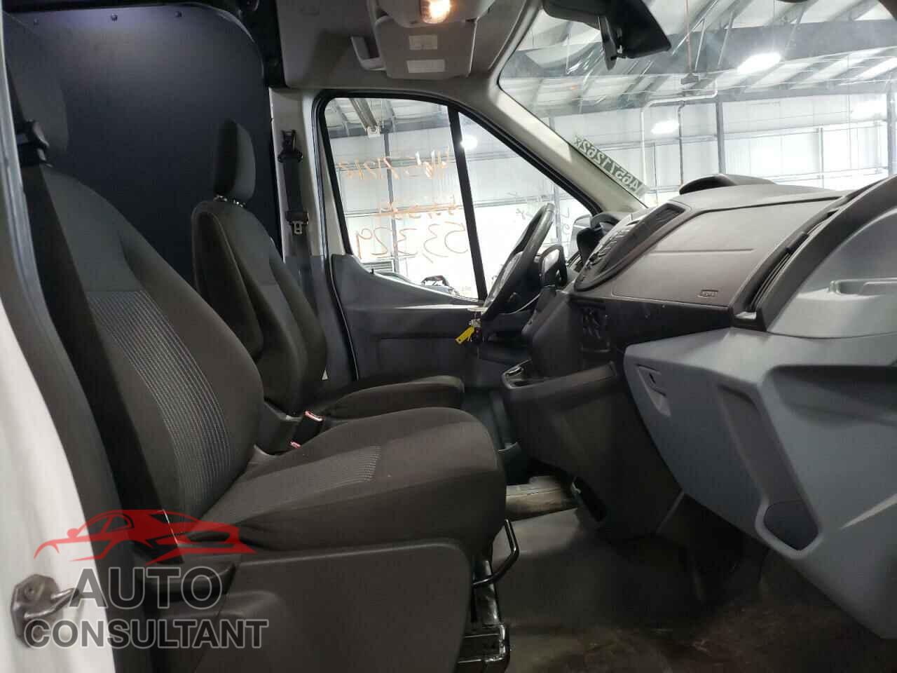 FORD TRANSIT CO 2019 - 1FTYR2CM7KKB07752