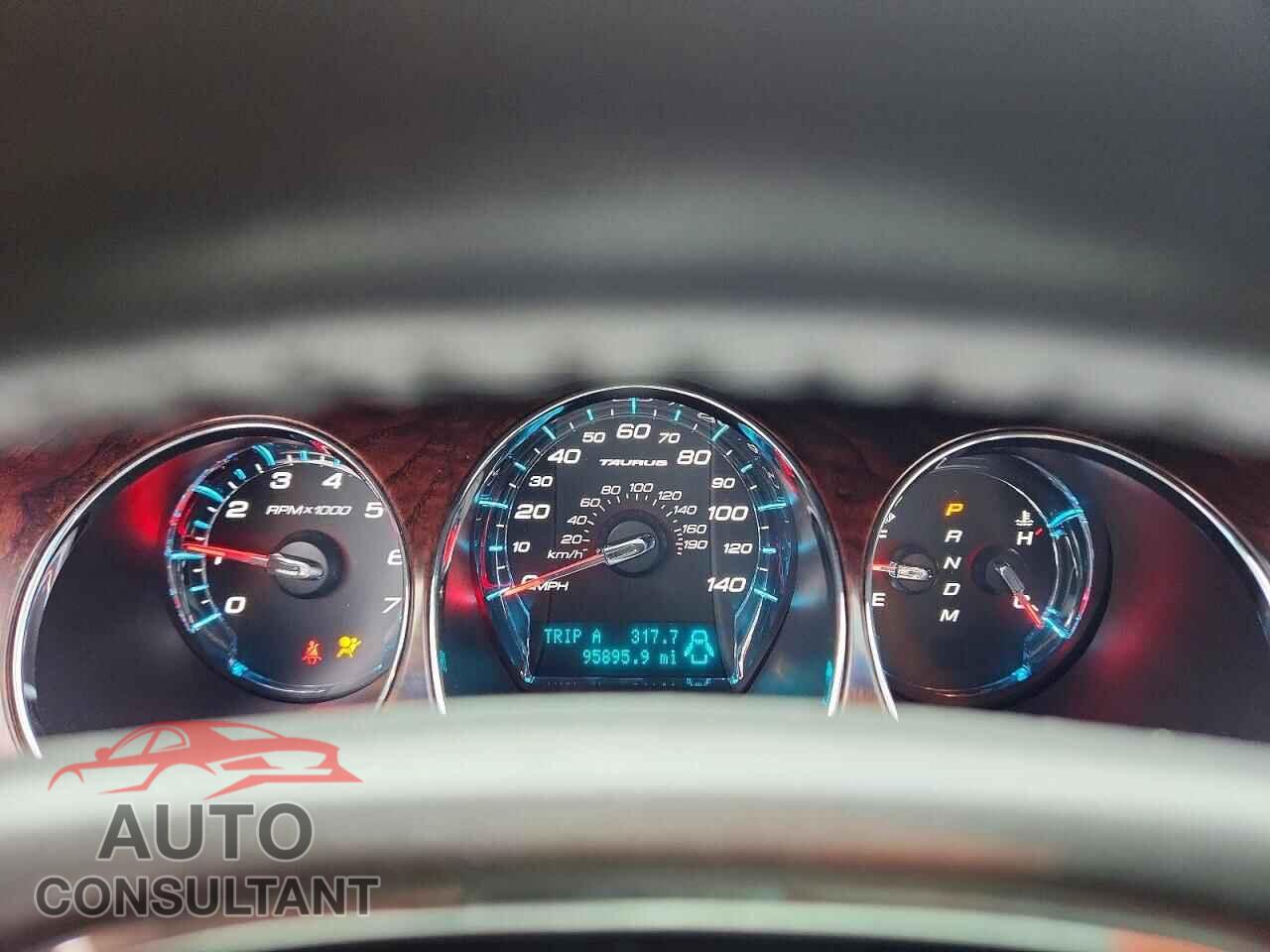 FORD TAURUS 2010 - 1FAHP2EWXAG149750