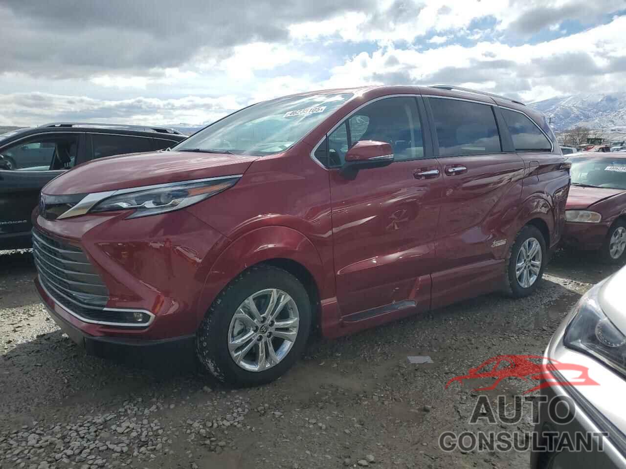 TOYOTA SIENNA 2022 - 5TDESKFC9NS067374