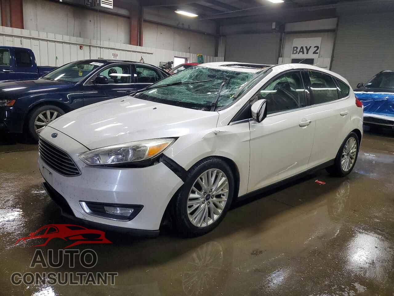 FORD FOCUS 2017 - 1FADP3N23HL348965