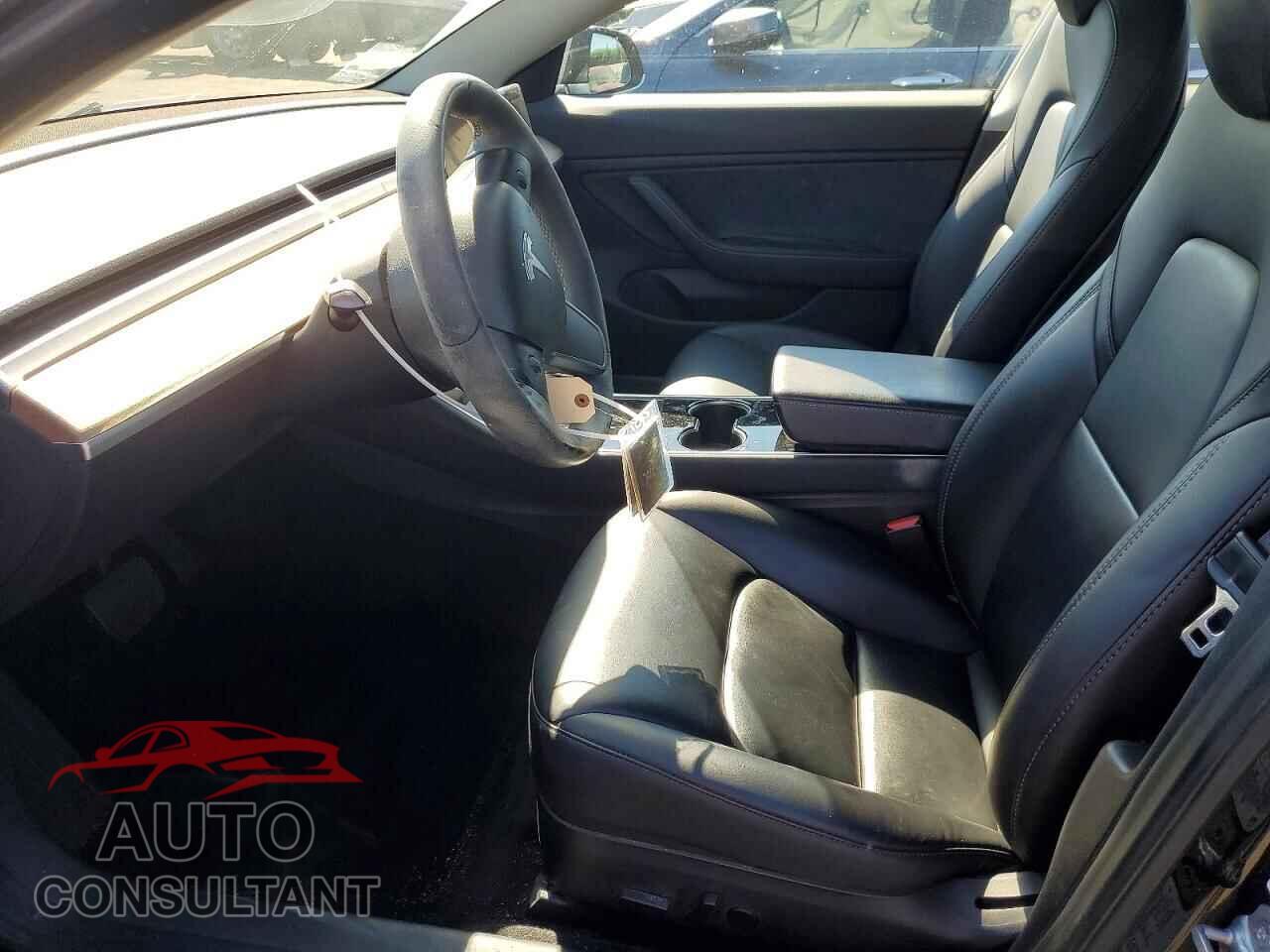 TESLA MODEL 3 2018 - 5YJ3E1EA4JF032359