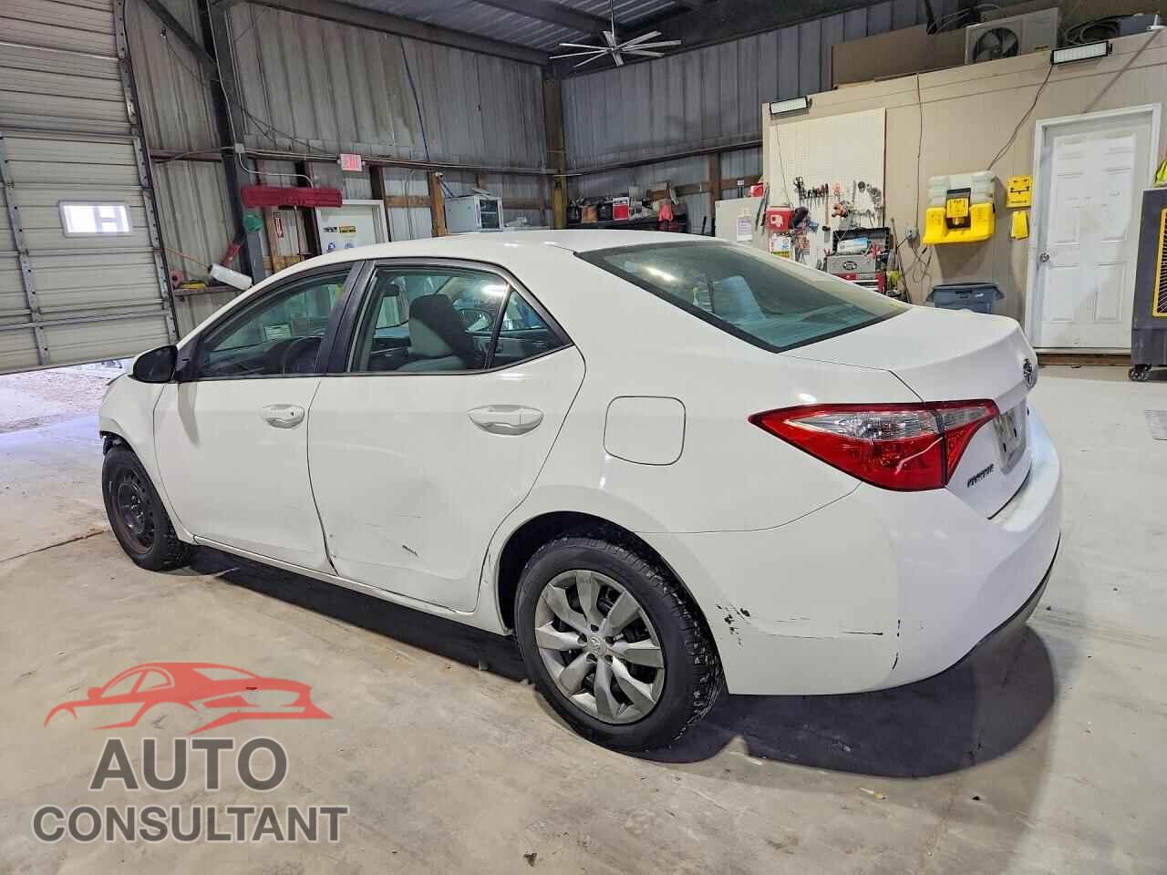 TOYOTA COROLLA 2015 - 2T1BURHE9FC332017