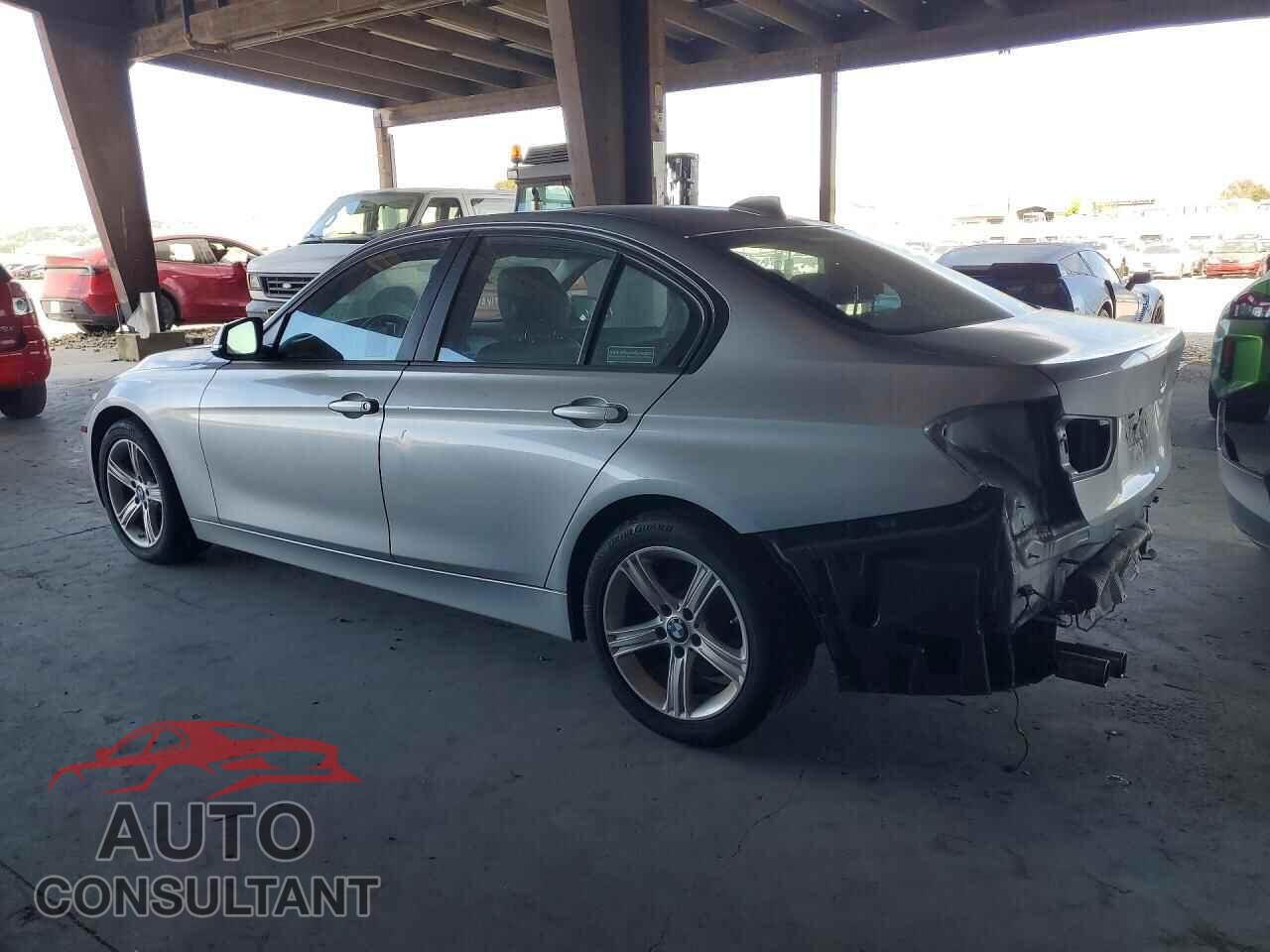 BMW 3 SERIES 2013 - WBA3A5C58DF602949
