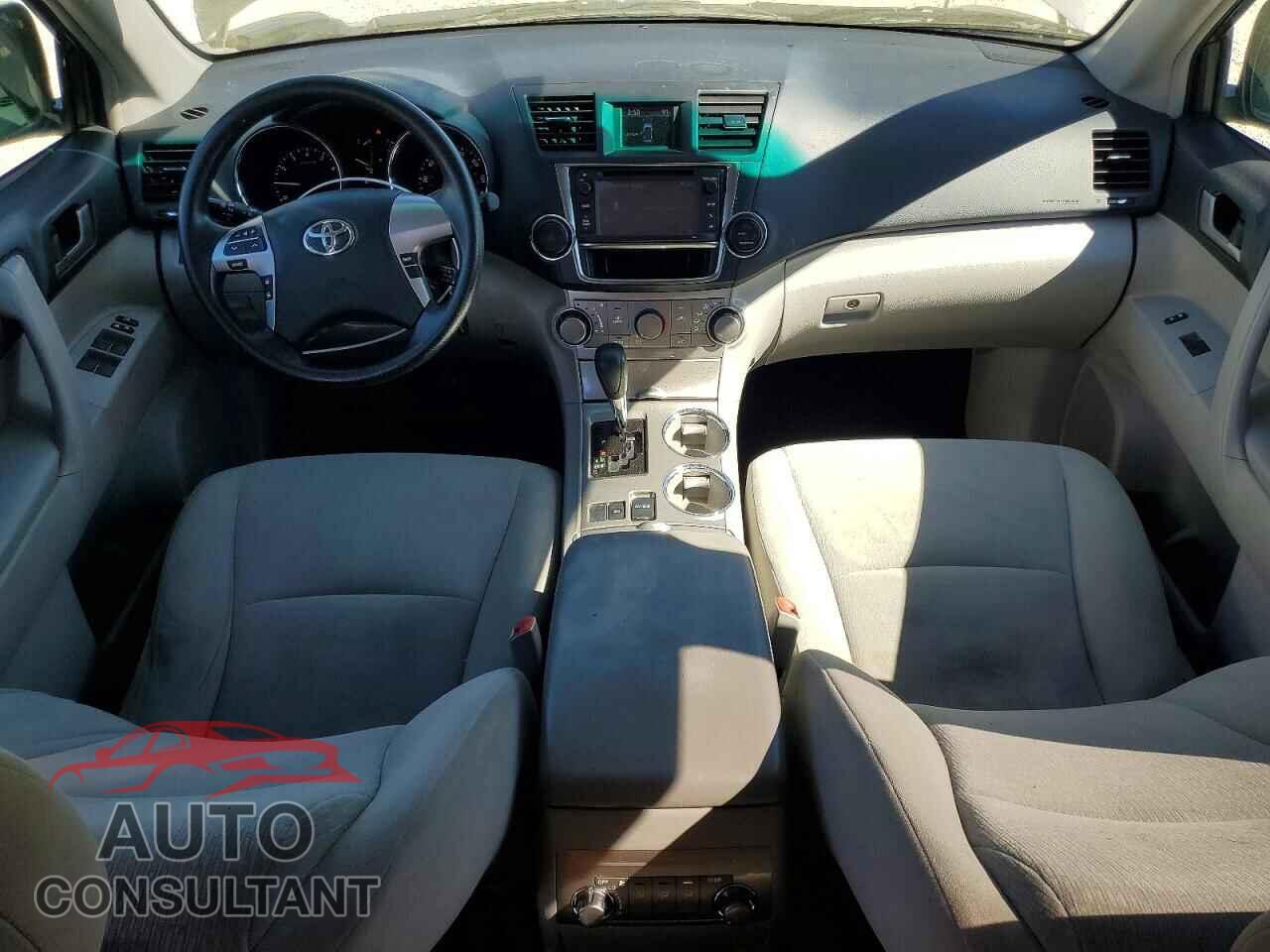 TOYOTA HIGHLANDER 2013 - 5TDZA3EH8DS040477