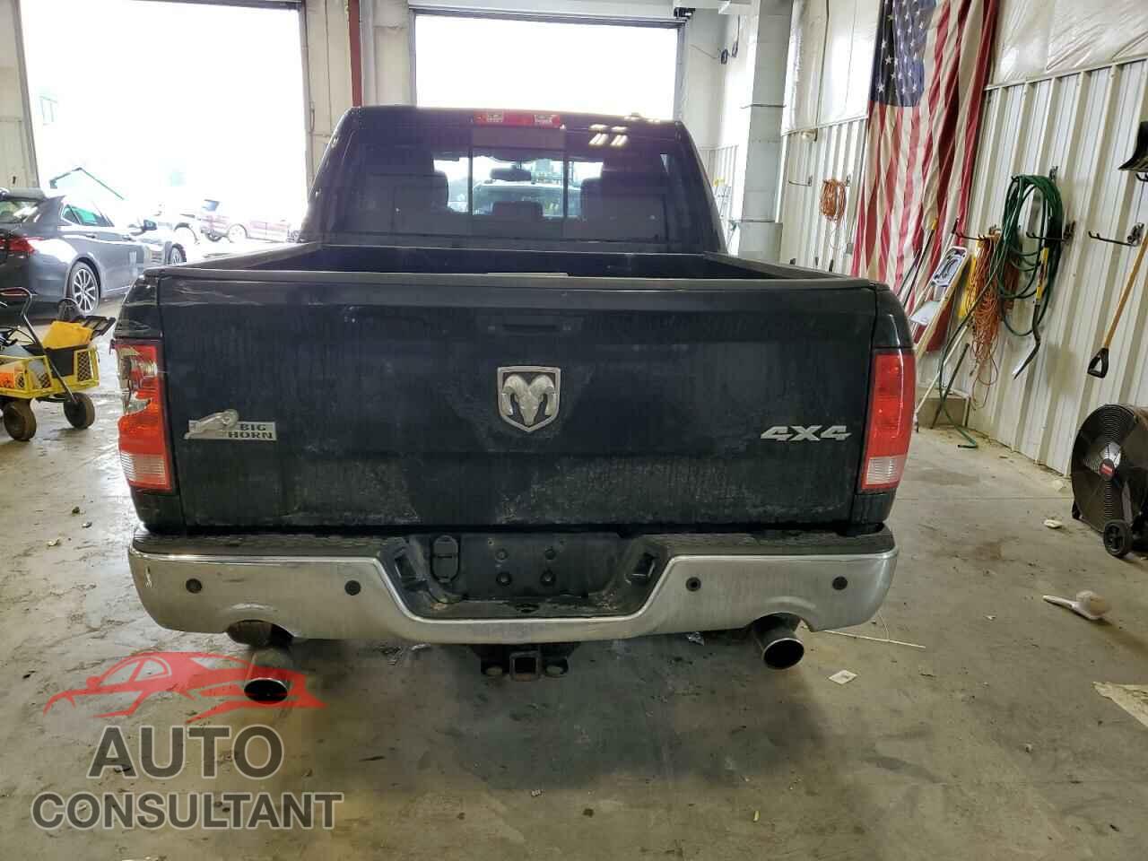 DODGE RAM 1500 2012 - 1C6RD7LT8CS162940
