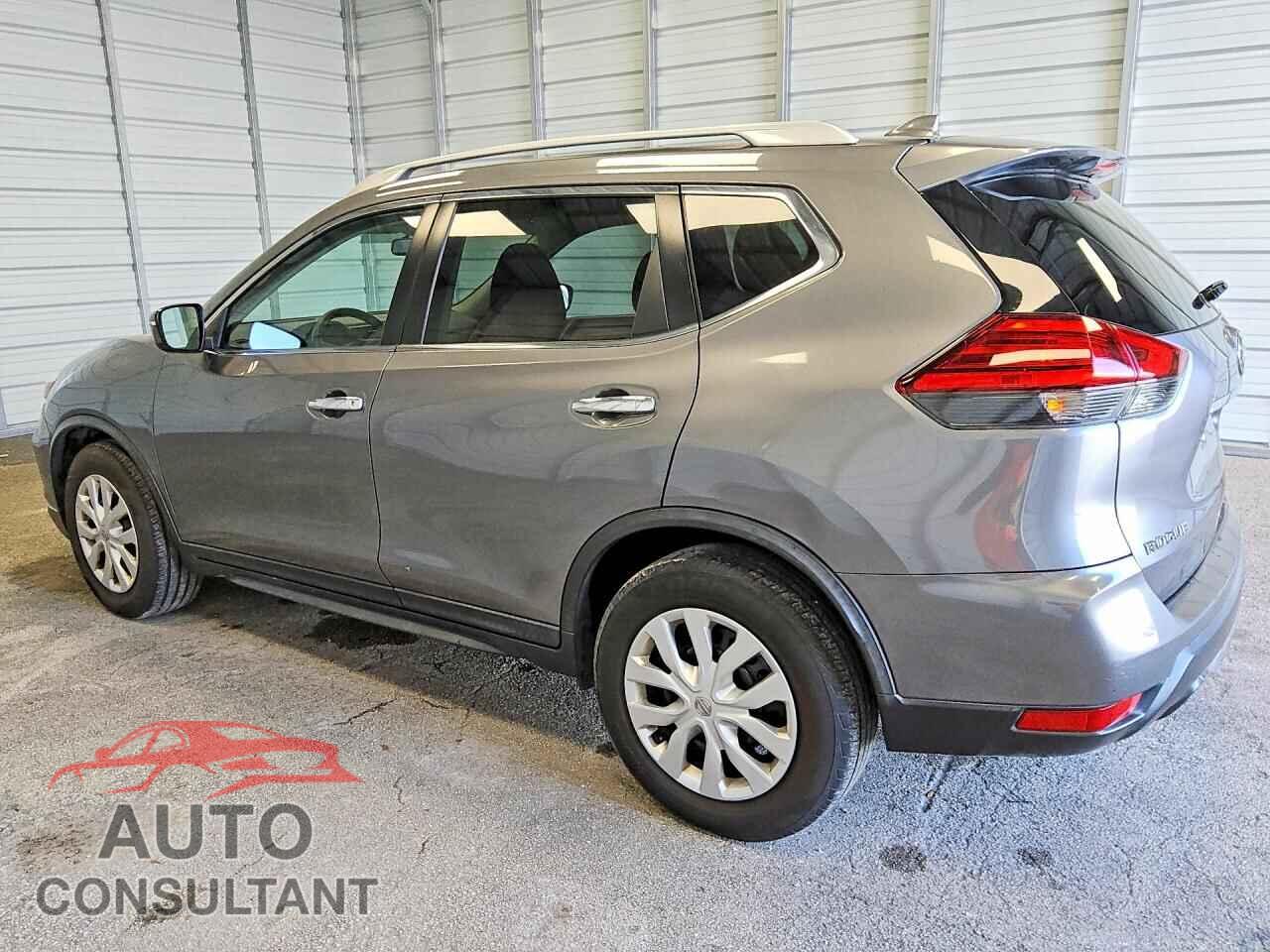 NISSAN ROGUE 2017 - KNMAT2MT2HP519033