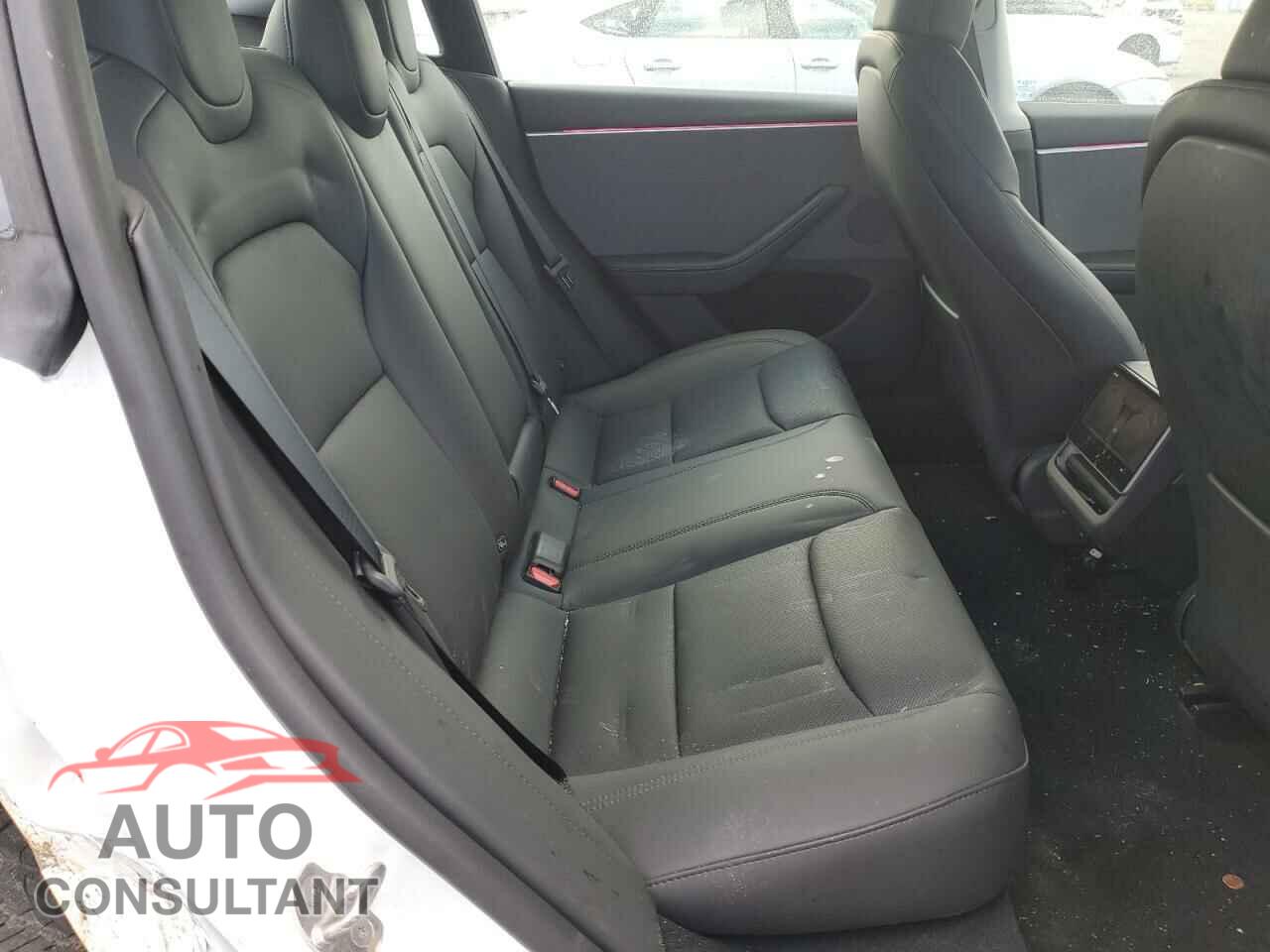 TESLA MODEL 3 2024 - 5YJ3E1EA2RF733011