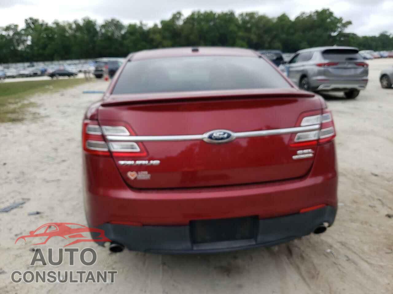 FORD TAURUS 2015 - 1FAHP2E83FG125296